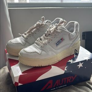 Autry Women's White Leather Sneakers with Cream Sole